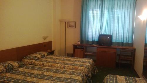 Park Hotel Galileo Reggello Exterior foto